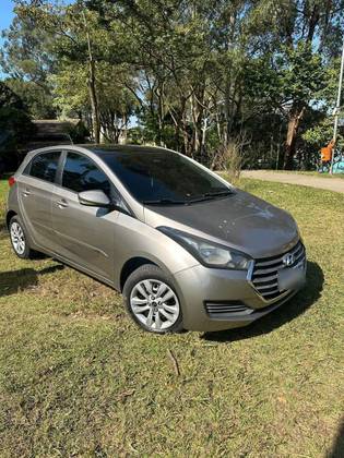 HYUNDAI HB20 1.0 COMFORT 12V FLEX 4P MANUAL HYUNDAI HB20 1.0 COMFORT 12V FLEX 4P MANUAL